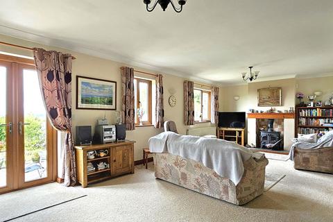 4 Marshalls Mead, Beaford, Winkleigh, EX19 8LH