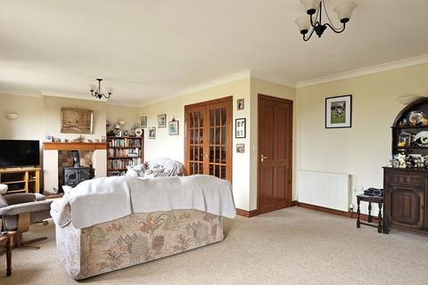 4 Marshalls Mead, Beaford, Winkleigh, EX19 8LH