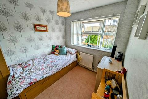 39 Shackleton Avenue, Yate, Bristol, BS37 4NW