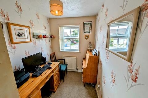 39 Shackleton Avenue, Yate, Bristol, BS37 4NW