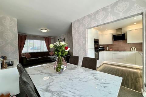 97 Stanshawe Crescent, Yate, Bristol, BS37 4EF