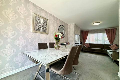 97 Stanshawe Crescent, Yate, Bristol, BS37 4EF