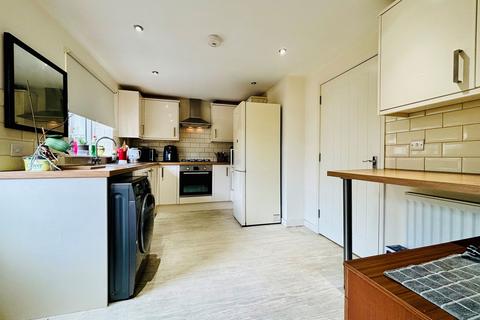 81a Bradley Avenue, Winterbourne, Bristol, BS36 1HJ
