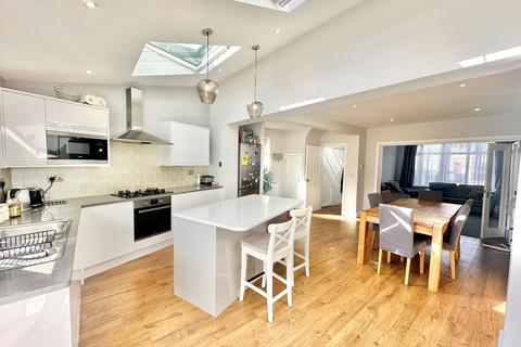 30 Elgin Avenue, Harrow, HA3 8QL