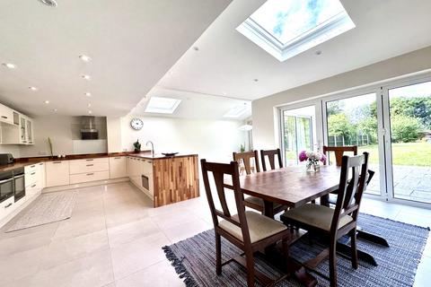 5 bedroom detached house for sale, 31 King Edgar Close, Ely, Cambridgeshire