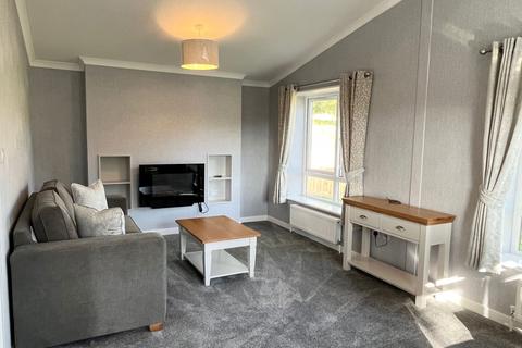 2 bedroom chalet for sale, Cannisland park, Swansea SA3