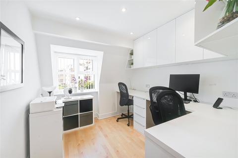 38 Truesdales, Ickenham, Uxbridge, UB10 8FJ