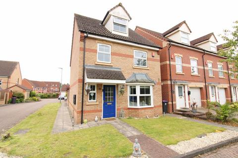 4 bedroom detached house for sale, Falcon Grove, Gainsborough DN21