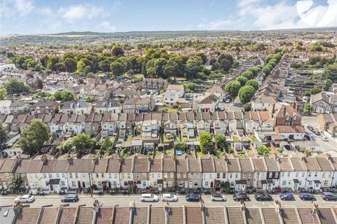 30 Howard Road, Dartford, DA1 1XH