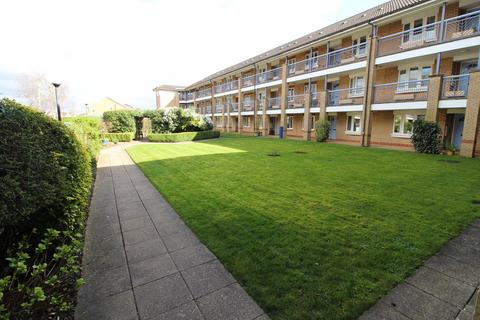 2 bedroom retirement property for sale, Minster Court, Lincoln LN4