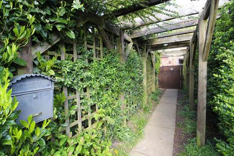 undefined, Gainsborough DN21