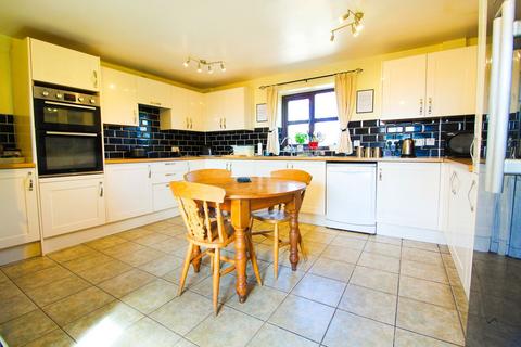 undefined, Gainsborough DN21