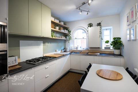 3 bedroom flat for sale, Sylvester House, Sylvester Road, Hackney, E8