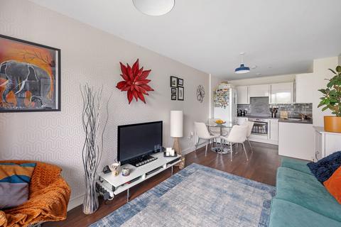 290 Whitestone Way, Croydon, CR0 4FJ