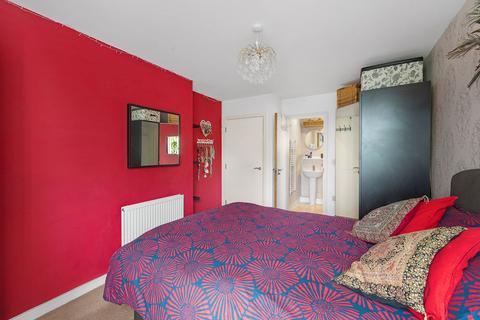 290 Whitestone Way, Croydon, CR0 4FJ