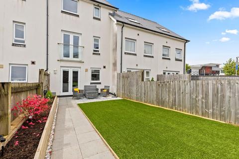 3 bedroom townhouse for sale, Minotaur Way, Swansea SA1