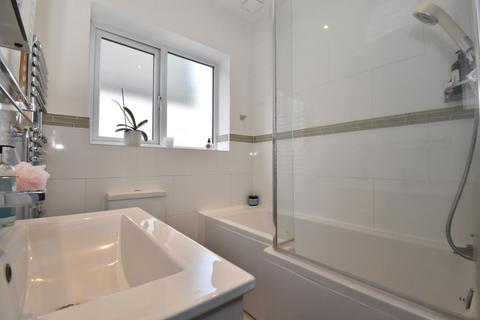 92 Lodge Crescent, Orpington, BR6 0QG