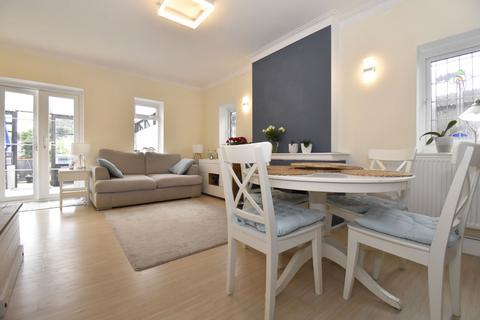 92 Lodge Crescent, Orpington, BR6 0QG