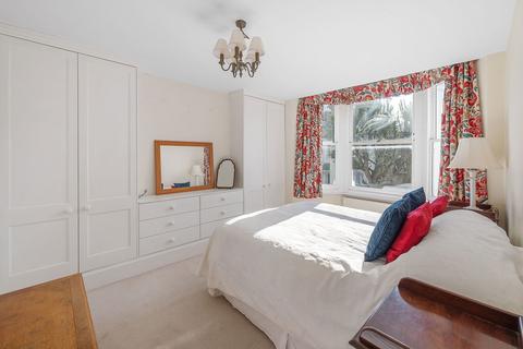 19 Orbel Street, London, SW11 3NX