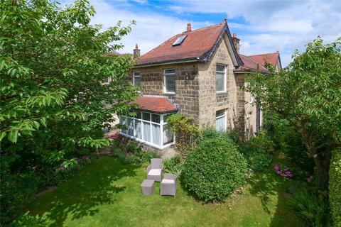 3 bedroom semi-detached house for sale, West Lane, Shipley BD17