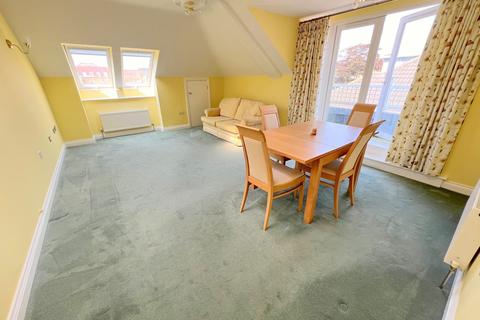 2 bedroom flat for sale, Cheridah Court, Spencer Road, New Milton, Hampshire. BH25 6BZ