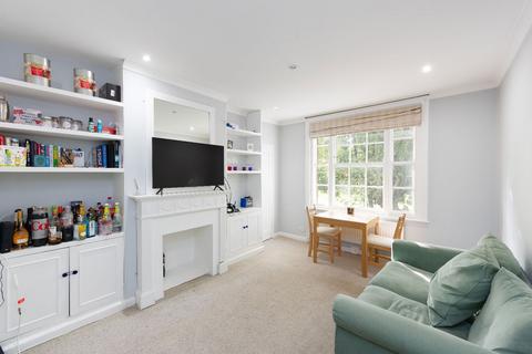 112 Reform Street, London, SW11 5AH