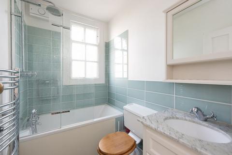 112 Reform Street, London, SW11 5AH