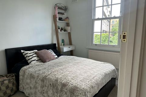 112 Reform Street, London, SW11 5AH