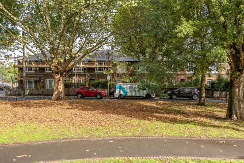 112 Reform Street, London, SW11 5AH