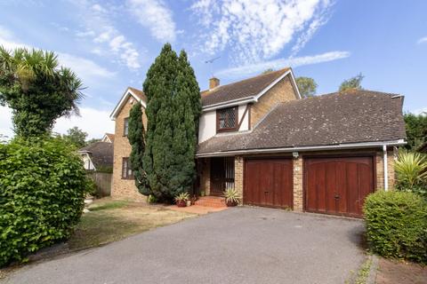 4 bedroom detached house for sale, Curtis Wood Park Road, Herne Bay, CT6