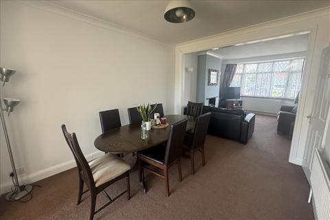 55 Boundaries Road, Feltham, TW13 5DR