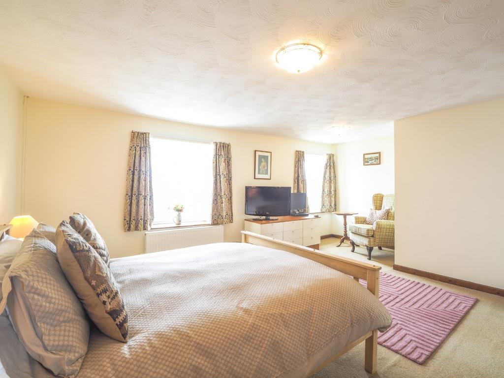 Front Bedroom 1