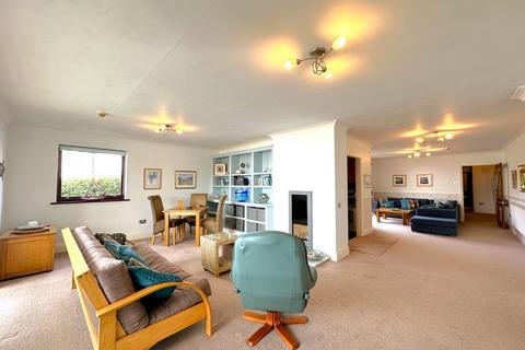 2 bedroom apartment for sale, Deganwy Road, Deganwy LL31