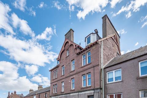 Flat F, 16 Perth Street, Blairgowrie, PH10 6DQ