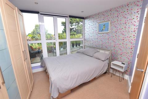 1 bedroom flat for sale, Broomfield Road, Chelmsford