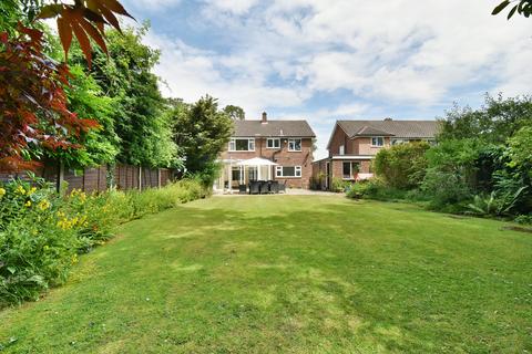 14 Mada Road, Orpington, BR6 8HG
