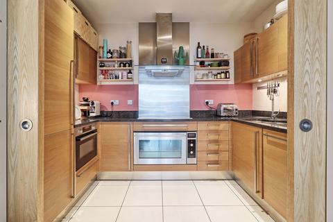 2 bedroom apartment for sale, Juniper Drive, London SW18