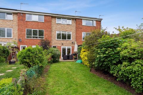 343 Waterside, Chesham, HP5 1QE