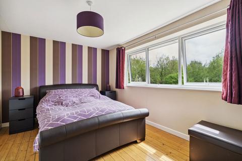343 Waterside, Chesham, HP5 1QE