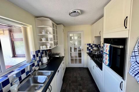 6 Lambsdowne, Dursley, GL11 6PX