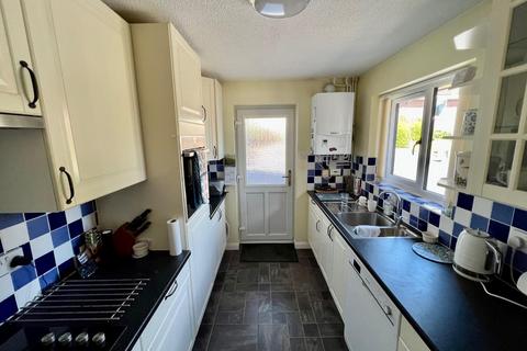 6 Lambsdowne, Dursley, GL11 6PX