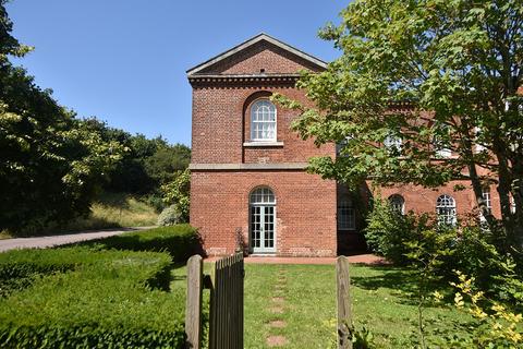 9 Powderham Walk, Exminster, Exeter, EX6 8TW
