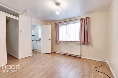 1 bedroom apartment for sale, Makepeace Road, Northolt