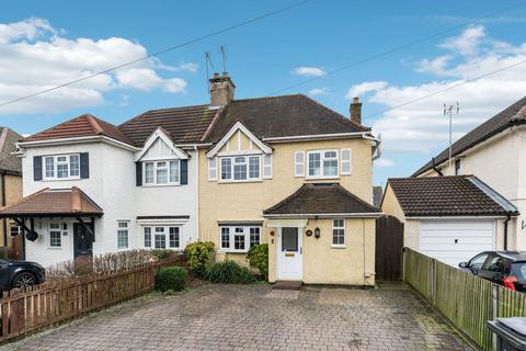 56 Chesham Road, Bovingdon, Hemel Hempstead, HP3 0EA