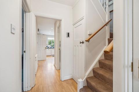 56 Chesham Road, Bovingdon, Hemel Hempstead, HP3 0EA