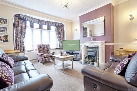 27 Thurlestone Avenue, Ilford, IG3 9DX