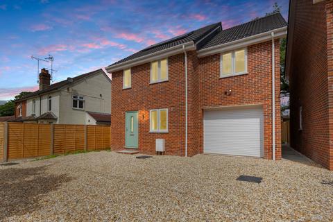 4 bedroom detached house for sale, Bordon GU35