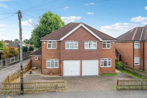 3 bedroom semi-detached house for sale, Berry Way, Rickmansworth WD3