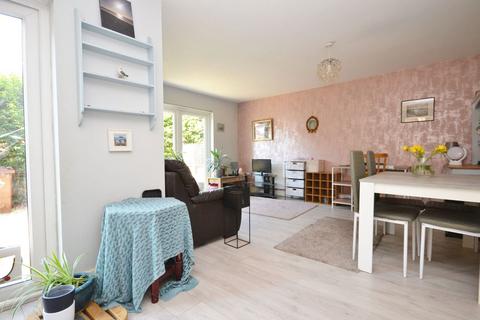 2 bedroom flat for sale, Ellasdale Road, Bognor Regis