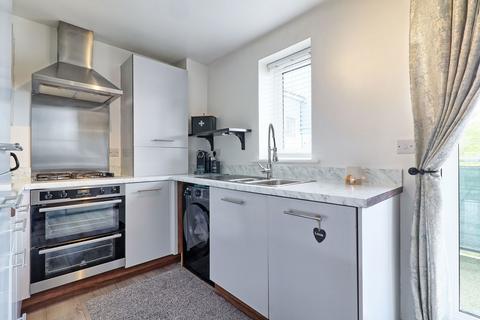10, Capri House Anglia Way, South Ockendon, RM15 5FL